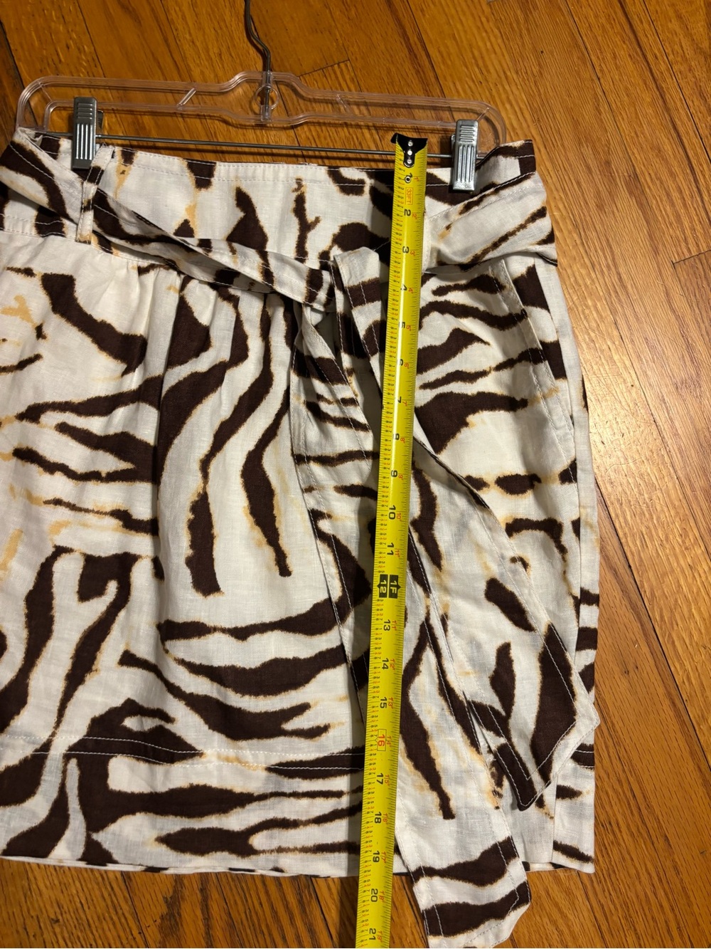 Banana Republic Cream and Brown Animal-Print Tie-Waist Mini Skirt - Picture 8 of 9